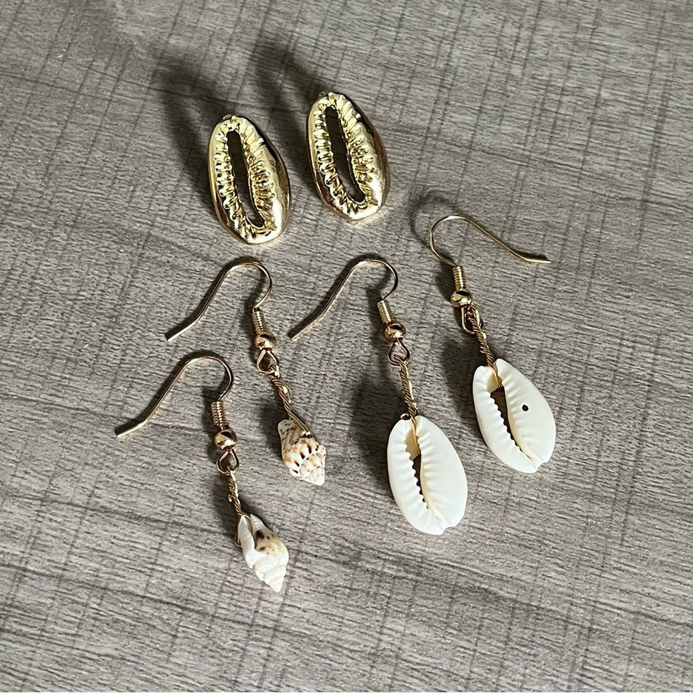 Shell earrings - Picture 2 of 3